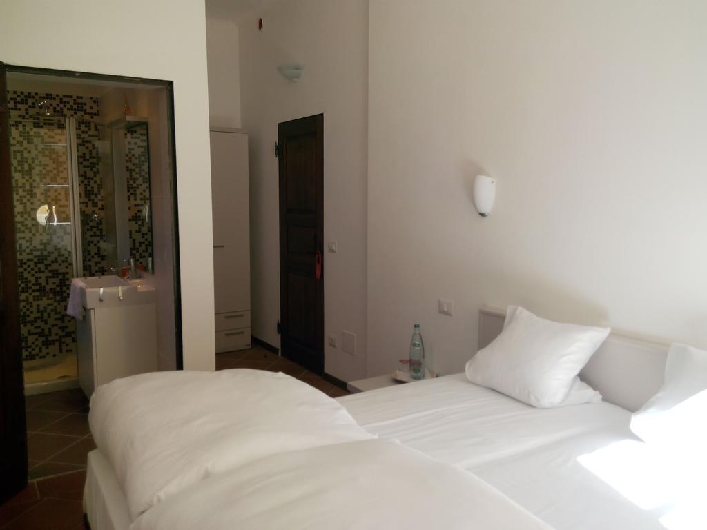 Casa Baroli B&B Cannobio Bilik gambar