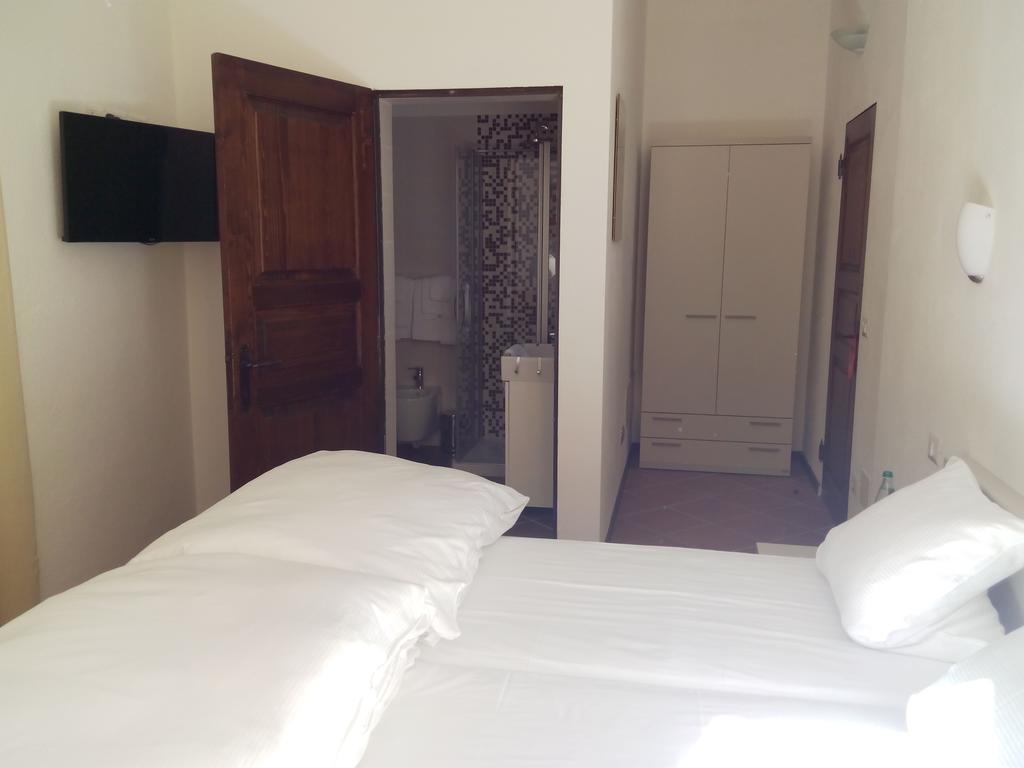 Casa Baroli B&B Cannobio Bilik gambar